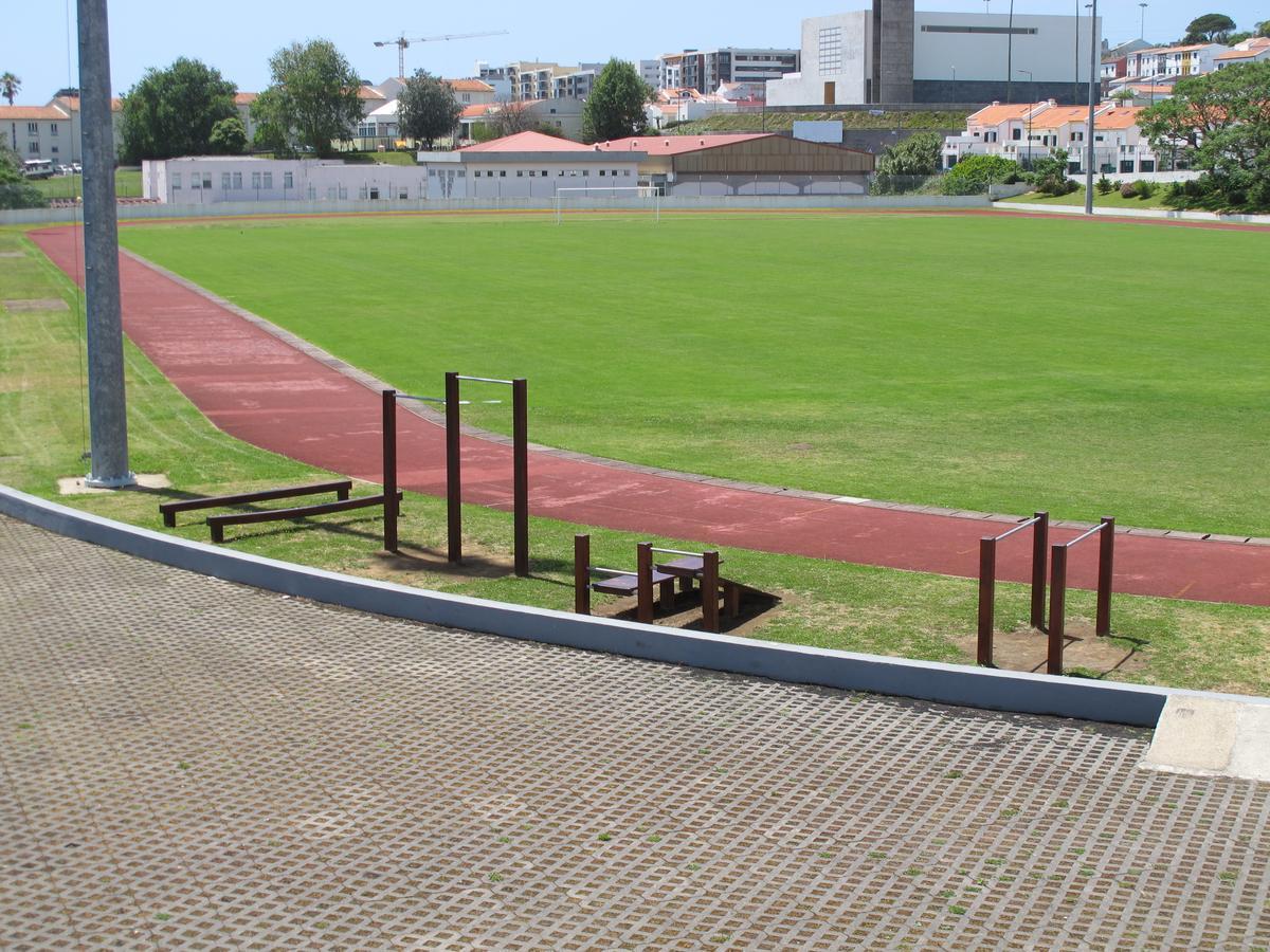 Azores Youth Hostels - Sao Miguel ปอนตาเดลกาดา ภายนอก รูปภาพ
